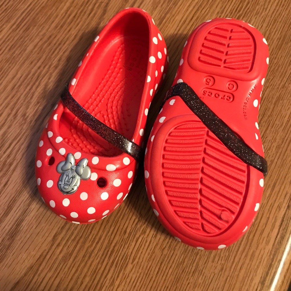 Never worn toddler Minnie Mouse crocs flats